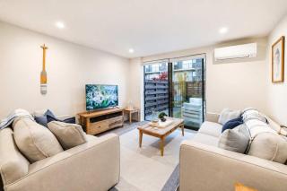 2BR in Salisbury with Garden Retreat - 4
