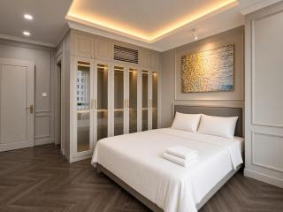 Hanori Home - Lux Apartment in T8 Time City, shoping mall - 8