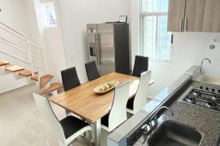 Oceanfront Penthouse Near Rodadero Beach - 3