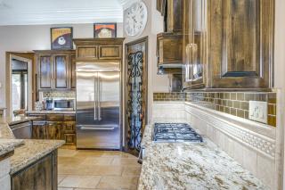 Bakersfield Guest Suite, 11 Mi to Dtwn! - 3