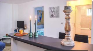 T3 au calme - 2 chambres clim -Terrasse et parking - 2