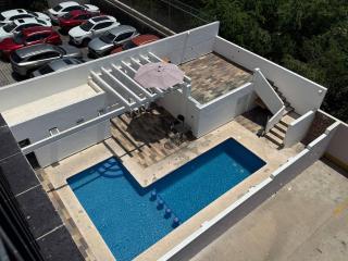 marina suites 305 - 7