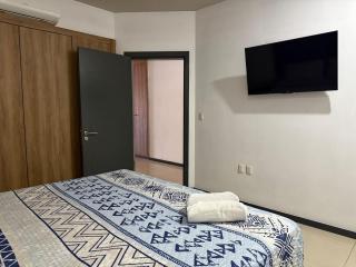 marina suites 305 - 3