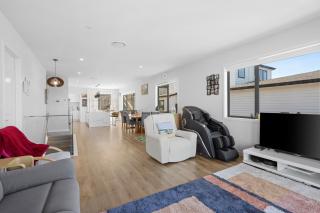 Orewa Ocean View - Pacific Heights Retreat - 4