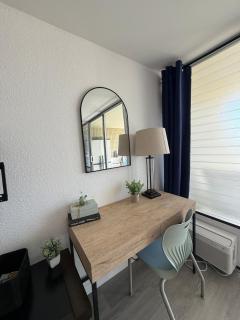 A Homie Getaway! Double Bed Studio with a VIEW - 3