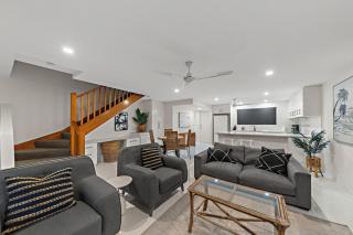 Coastal Comfort Near The Strand - 0