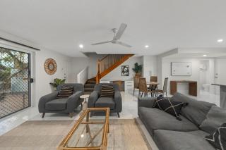 Coastal Comfort Near The Strand - 9