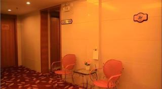 Nanning Hawks Holiday Hotel - 3