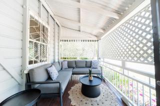 Palm Grove Cottage and Private Studio - 5