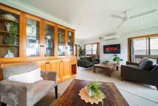 Room for Everyone Spacious 4BR Pool Retreat - 7