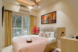 The Floral Elegance - The Hidden Nest - 6