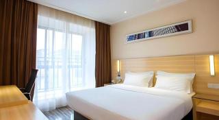 City Comfort Inn Guilin North High Speed Railway Station Square - Guilin - 6