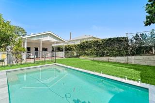 Restored Queenslander Cottage-Private Pool&Garden - 3