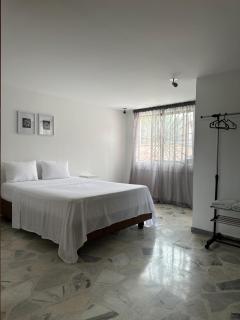 Emerald house - 1