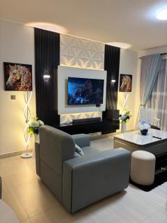 Lavender Luxury Homes-2Bedrooms Apartment - 8
