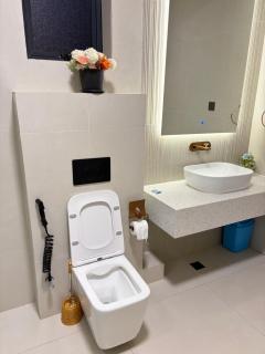 Lavender Luxury Homes-2Bedrooms Apartment - 3