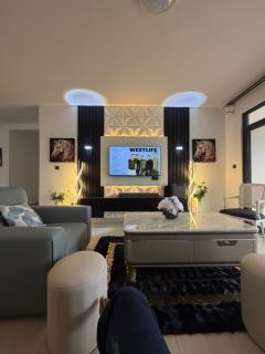 Lavender Luxury Homes-2Bedrooms Apartment - 2