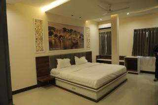 The Moti Plaza - 1