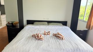 Mae Phim Beachside 1BR Condo Sleeps 3 With Rooftop Pool - 3