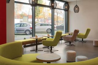 Super 8 by Wyndham Augsburg - 1