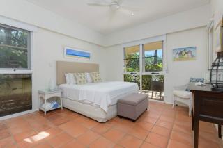 Freshly Renovated with Views - Walk to Beach & Town - 1