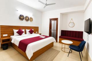The Swarnim Hotel, Sector 48 Noida - 6