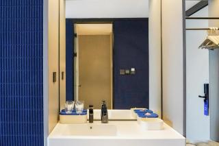 Atour Light Hotel Shijiazhuang Railway Station Art Center - 6