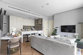 Frank Porter - West Avenue - Dubai - 6