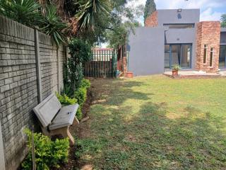 Serene Guest Room Retreat in Alberton, South Africa - 6