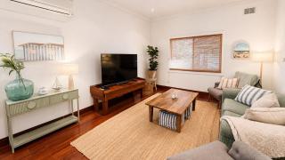 Sals Cottage - 6