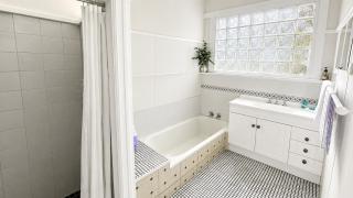 Sals Cottage - 2