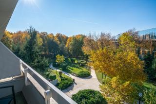 Crowne Plaza Bucharest by IHG - Boekarest - 5