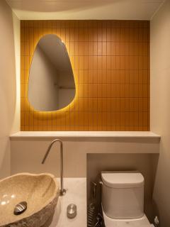 High End Luxury Room 2 - 4