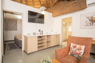 Sefapane Lodge and Safaris - 4
