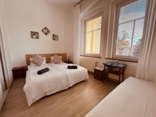 Hotel Egeria - 4