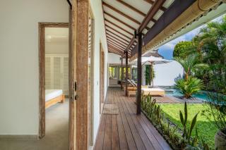 Santi Villa by Betterplace - 1