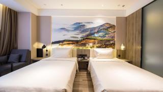 Atour Hotel (Houma Xintian Square) - 9