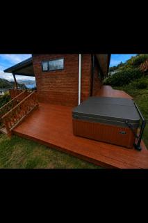 Panoramic Views from Spacious New Beach House - 9