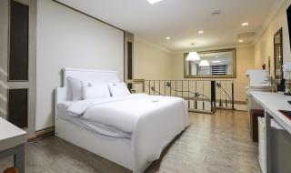 Lounz Stay Hotel Hwasoon - 8
