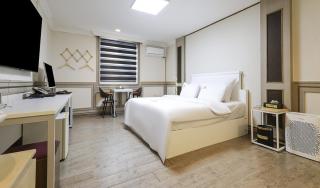 Lounz Stay Hotel Hwasoon - 7