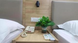 GreenTree Inn Anhui Yaohai District MingGuang Road Bus Station Express Hotel - 4