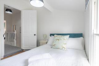 Refurbished 3Bed Victorian Home PLUS 1 Bed Annexe - 4