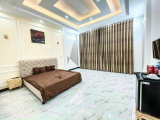 River 3 Hotel - 8