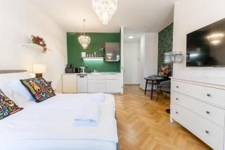 Old Town Boutique Studio by What a Flat - 9