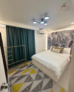 Love, Lourdes Villa - Charming 2-bedroom house w Jacuzzi, Sauna, WiFi, AC &more - 8