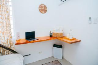 Love, Lourdes Villa - Charming 2-bedroom house w Jacuzzi, Sauna, WiFi, AC &more - 7
