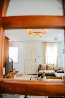 Love, Lourdes Villa - Charming 2-bedroom house w Jacuzzi, Sauna, WiFi, AC &more - 6