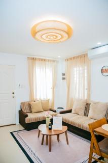 Love, Lourdes Villa - Charming 2-bedroom house w Jacuzzi, Sauna, WiFi, AC &more - 3