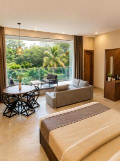 Aadvik Luxury Farmstay - 9