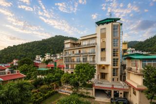MVT Guesthouse & Restaurant (Rishikesh) - 0